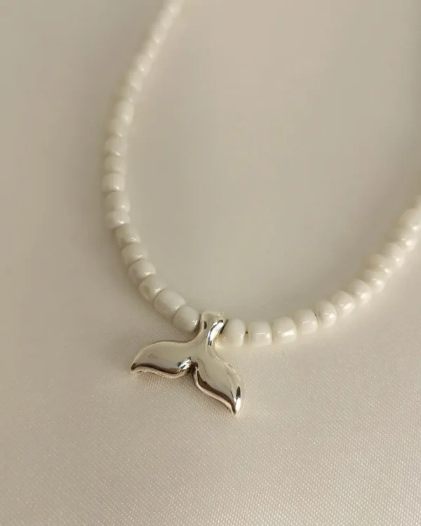 Κολιέ Λευκή Χάντρα Ουρά Γοργόνας ασημί