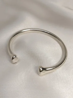 Βραχιόλι χειροπέδα Septum ασημένιο