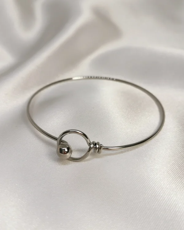 Βραχιόλι χειροπέδα Μπροστινό Κούμπωμα ασημένιο