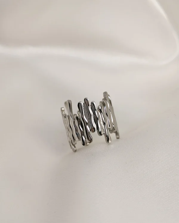 Δαχτυλίδι Ανάγλυφο Γραμμές ασημένιο