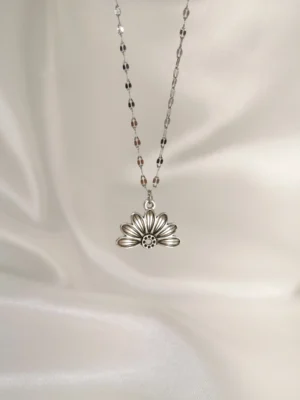 Κολιέ Μαργαρίτα μισή ασημένιο