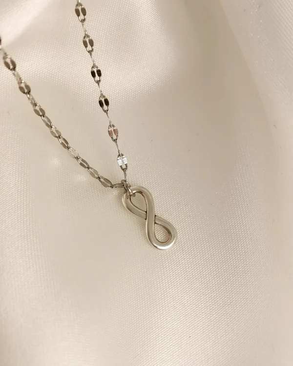 IMG_20250314_183505 (1)_result Κολιέ Άπειρο ασημένιο